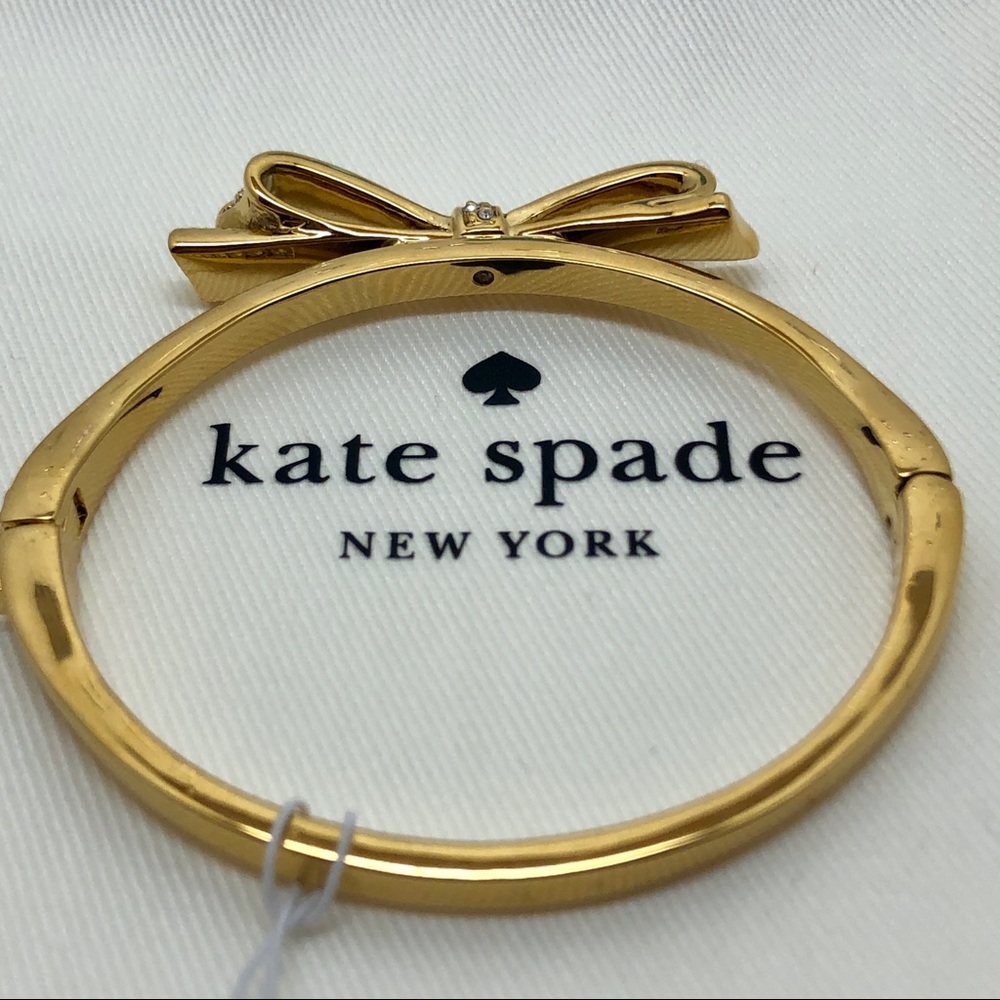 KATE♠️SPADE LOVE NOTES LARGE BOW GOLD BRACELET - Picture 4 of 5